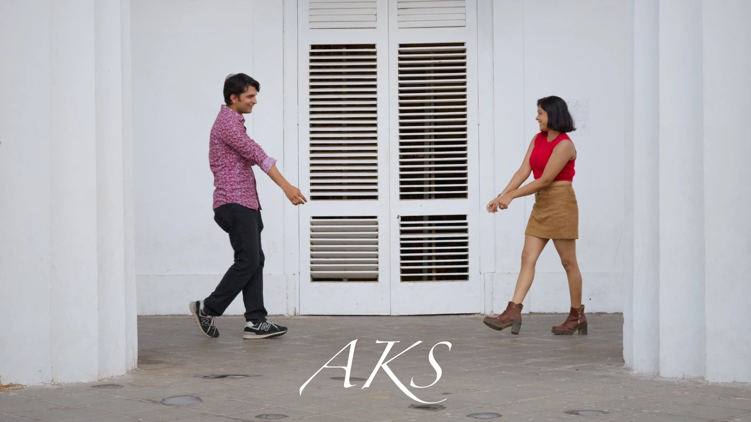 Aankhon Ki Shararat - Official Music Video